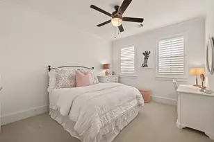 1607 W Rose Terrace Ln, Houston, TX 77055 - Photo 28