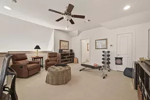 1607 W Rose Terrace Ln, Houston, TX 77055 - Photo 40