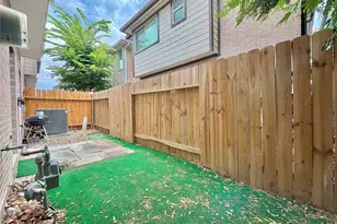 214 Plaza Del Sol Park, Houston, TX 77020 - Photo 22
