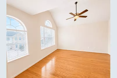 214 Plaza Del Sol Park, Houston, TX 77020 - Photo 18