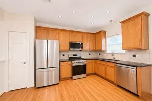 214 Plaza Del Sol Park, Houston, TX 77020 - Photo 8