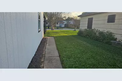 6714 Cotton Drive, Houston, TX 77092 - Photo 6