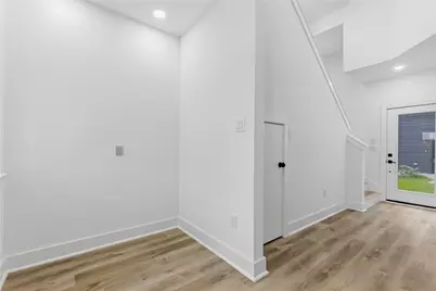 812 Elkhart Street #D, Houston, TX 77091 - Photo 6