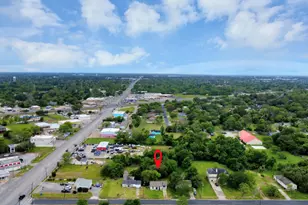 411 S Pine Rd, Texas City, TX 77591 - Photo 24