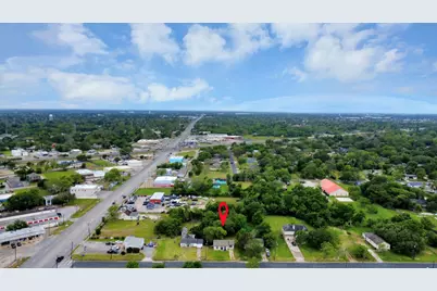 411 S Pine Road, Texas City, TX 77591 - Photo 24