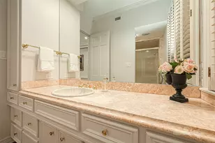983 S Post Oak Ln, Houston, TX 77056 - Photo 40