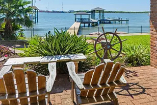 1109 Harbor View Dr, Galveston, TX 77550 - Photo 4