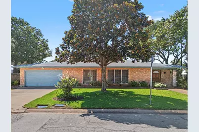 1109 Harbor View Drive, Galveston, TX 77550 - Photo 2