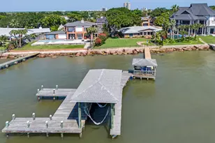 1109 Harbor View Dr, Galveston, TX 77550 - Photo 48