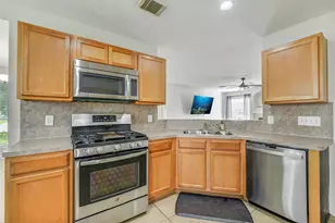 19935 Rustic Lake Ln, Cypress, TX 77433 - Photo 10