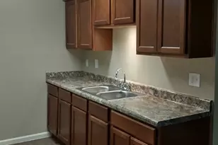 501 Henderson Ave, Palacios, TX 77465 - Photo 2