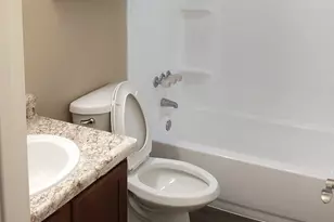 501 Henderson Ave, Palacios, TX 77465 - Photo 6