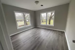302 S 5th St, La Porte, TX 77571 - Photo 16