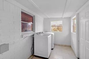 5554 Beechnut St, Houston, TX 77096 - Photo 26