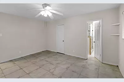 5554 Beechnut Street, Houston, TX 77096 - Photo 14