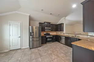 24138 McKinzie Ridge Dr, Porter, TX 77365 - Photo 6