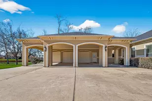 4011 Westerdale Dr, Fulshear, TX 77441 - Photo 2