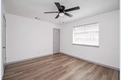 9426 Kingsvalley Street, Houston, TX 77075 - Photo 36