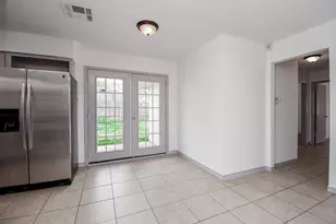 9426 Kingsvalley St, Houston, TX 77075 - Photo 18