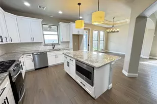 10430 Dominion Ranch Dr, Port Arthur, TX 77640 - Photo 8