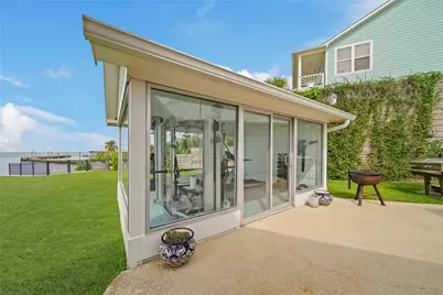 206 Avenue A, Dickinson, TX 77539 - Photo 30