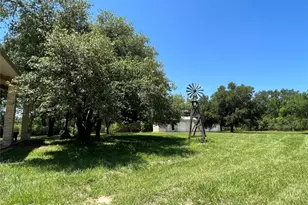 4473 Hwy 90 Unit A, Alleyton, TX 78935 - Photo 8