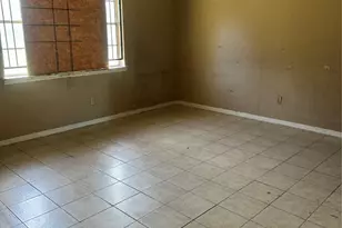 11014 Dalebrook Dr, Houston, TX 77016 - Photo 6