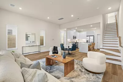 5622 Bertellis Lane, Houston, TX 77091 - Photo 8