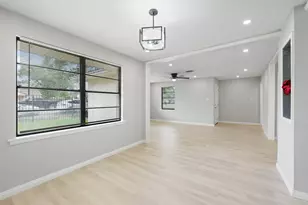 4356 Phlox St, Houston, TX 77051 - Photo 8