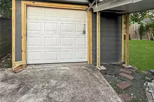 6811 St Augustine St, Houston, TX 77021 - Photo 22