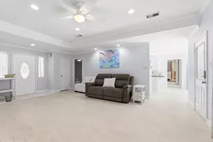 205 Don Q Ln, Baytown, TX 77523 - Photo 4