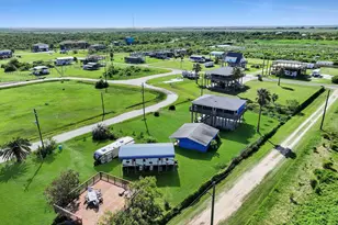830 E Johnson Crawford Circle, Port Bolivar, TX 77650 - Photo 36