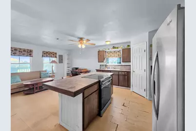 830 E Johnson Crawford Circle, Port Bolivar, TX 77650 - Photo 22