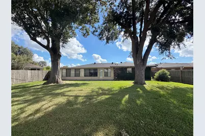 2702 Marilyn Lane, Port Neches, TX 77651 - Photo 18