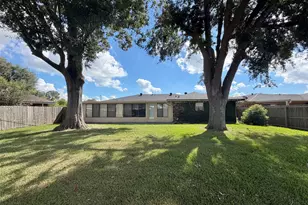 2702 Marilyn Ln, Port Neches, TX 77651 - Photo 18