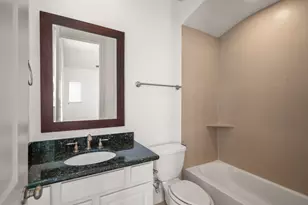 1217 E 28th St, Houston, TX 77009 - Photo 14