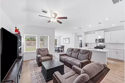 16221 Parish Pointe Ct, Conroe, TX 77302 - Photo 10
