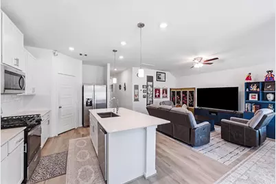 16221 Parish Pointe Ct, Conroe, TX 77302 - Photo 6