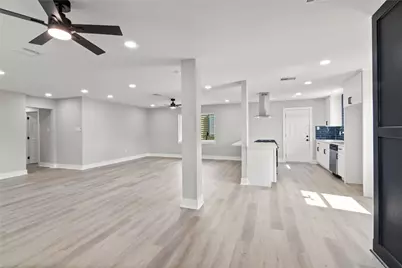 4612 Avenue Q 1/2, Galveston, TX 77551 - Photo 16