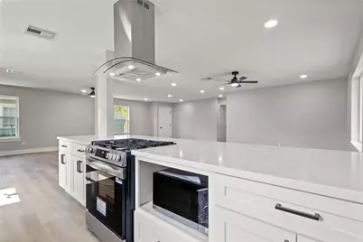 4612 Avenue Q 1/2, Galveston, TX 77551 - Photo 20