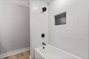 4612 Ave Q 1/2, Galveston, TX 77551 - Photo 4