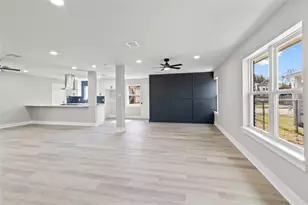 4612 Ave Q 1/2, Galveston, TX 77551 - Photo 12