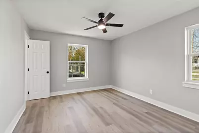 4612 Avenue Q 1/2, Galveston, TX 77551 - Photo 8