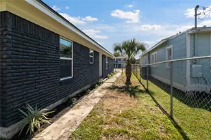 4612 Ave Q 1/2, Galveston, TX 77551 - Photo 30