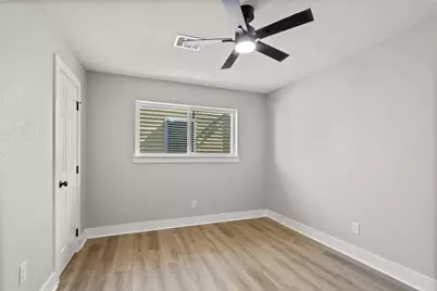 4612 Avenue Q 1/2, Galveston, TX 77551 - Photo 6