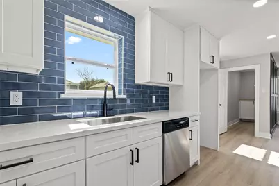 4612 Avenue Q 1/2, Galveston, TX 77551 - Photo 22