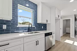 4612 Ave Q 1/2, Galveston, TX 77551 - Photo 22