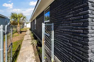 4612 Ave Q 1/2, Galveston, TX 77551 - Photo 28