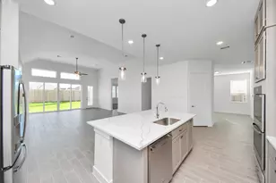 9703 Cathedral Ln, Manvel, TX 77578 - Photo 4