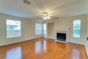 4019 Angel Springs Dr, Sugar Land, TX 77479 - Photo 10